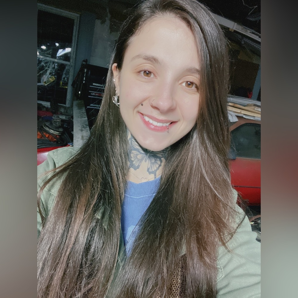 Meet your Posher, Jasmine